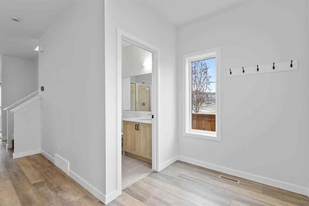 MLS® A2266357 - 440 Lewiston Landing NE in Lewisburg Calgary, Residential