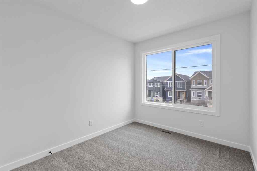 MLS® A2266357 - 440 Lewiston Landing NE in Lewisburg Calgary, Residential