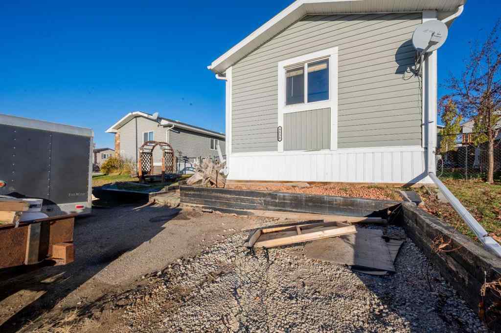 MLS® A2266359 - 9536 112 Avenue  in NONE Clairmont, Residential