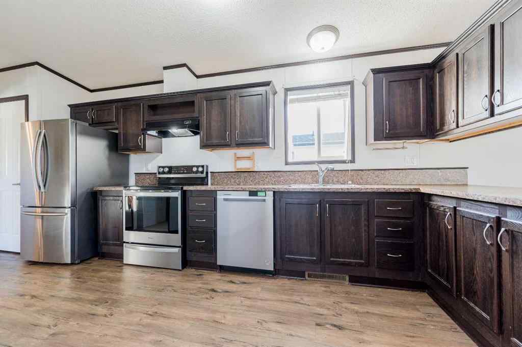 MLS® A2266359 - 9536 112 Avenue  in NONE Clairmont, Residential