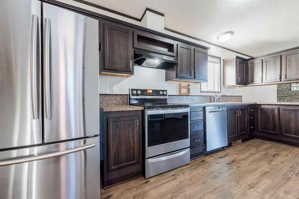 MLS® A2266359 - 9536 112 Avenue  in NONE Clairmont, Residential