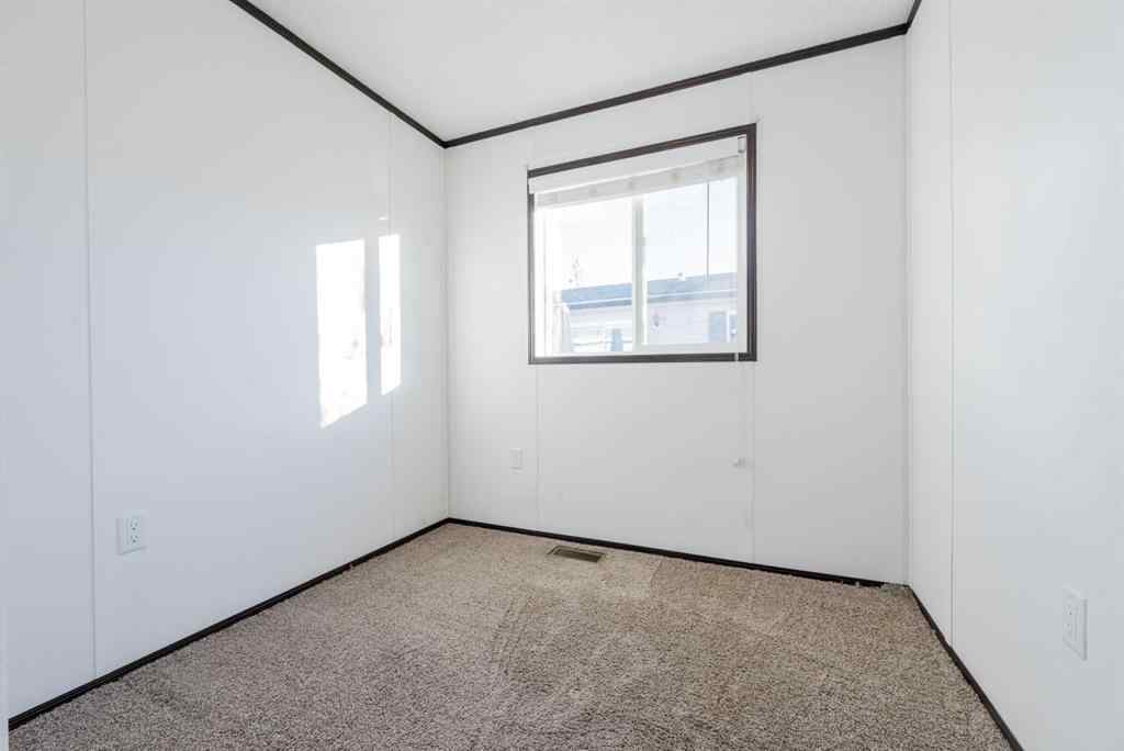 MLS® A2266359 - 9536 112 Avenue  in NONE Clairmont, Residential