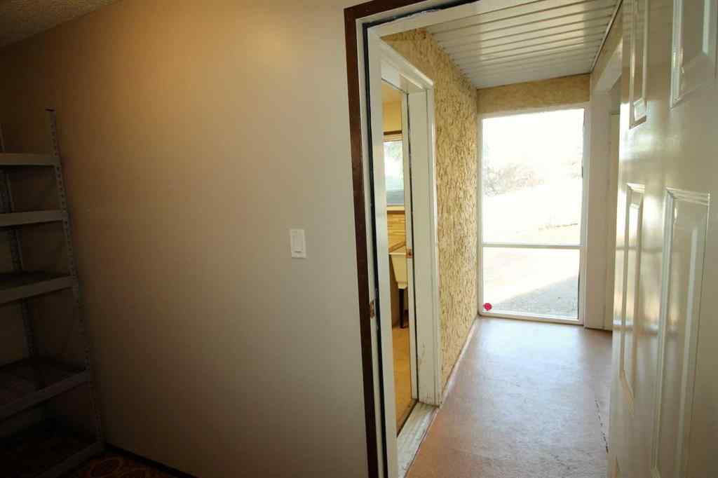 MLS® A2266362 - 107 7A Avenue S in London Road Lethbridge, Residential