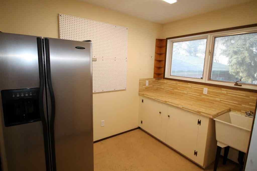 MLS® A2266362 - 107 7A Avenue S in London Road Lethbridge, Residential