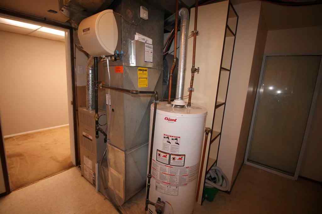 MLS® A2266362 - 107 7A Avenue S in London Road Lethbridge, Residential