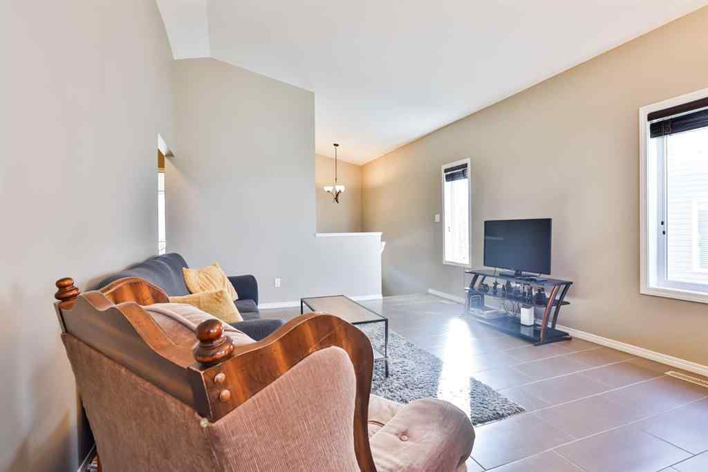 MLS® A2266365 - 887 Keystone Meadows W in Copperwood Lethbridge, Residential