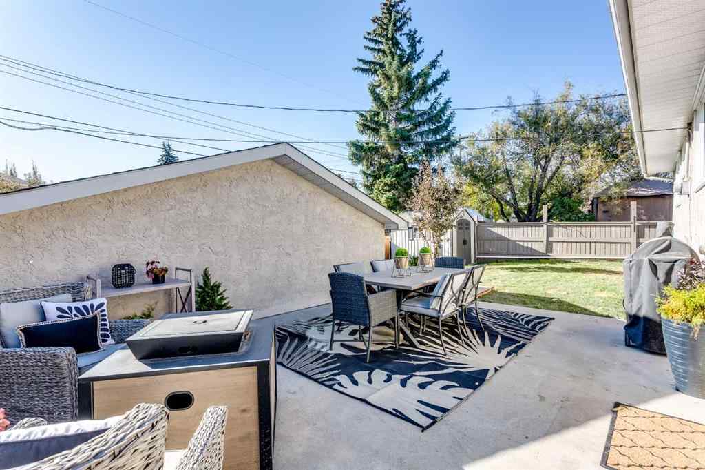 MLS® A2266368 - 959 Parkwood Way SE in Parkland Calgary, Residential