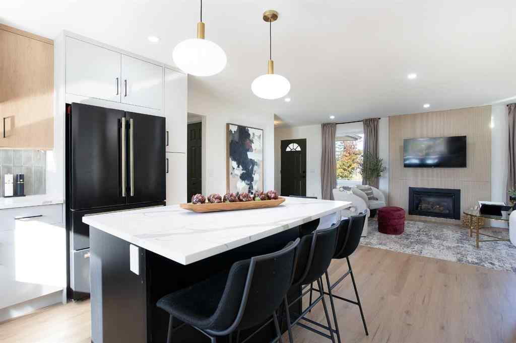 MLS® A2266368 - 959 Parkwood Way SE in Parkland Calgary, Residential