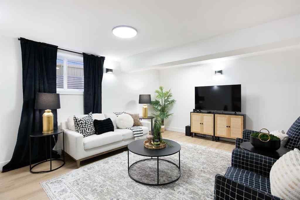 MLS® A2266368 - 959 Parkwood Way SE in Parkland Calgary, Residential