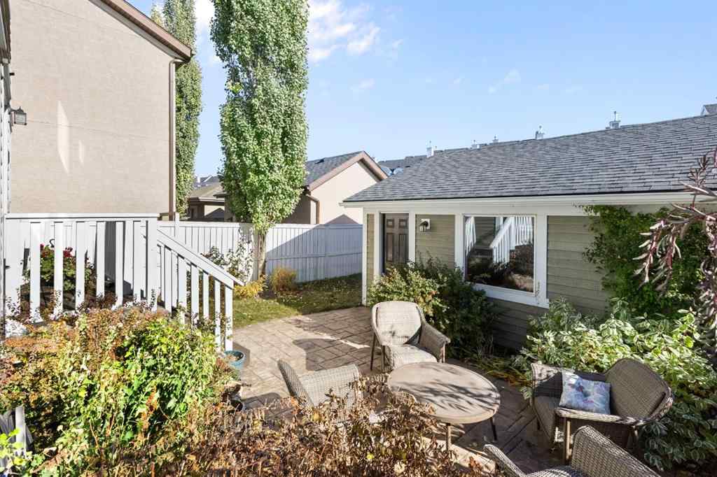 MLS® A2266370 - 5550 Henwood Street SW in Garrison Green Calgary, Residential