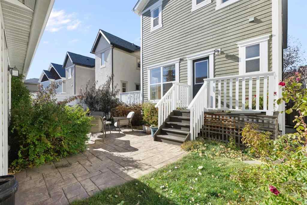 MLS® A2266370 - 5550 Henwood Street SW in Garrison Green Calgary, Residential