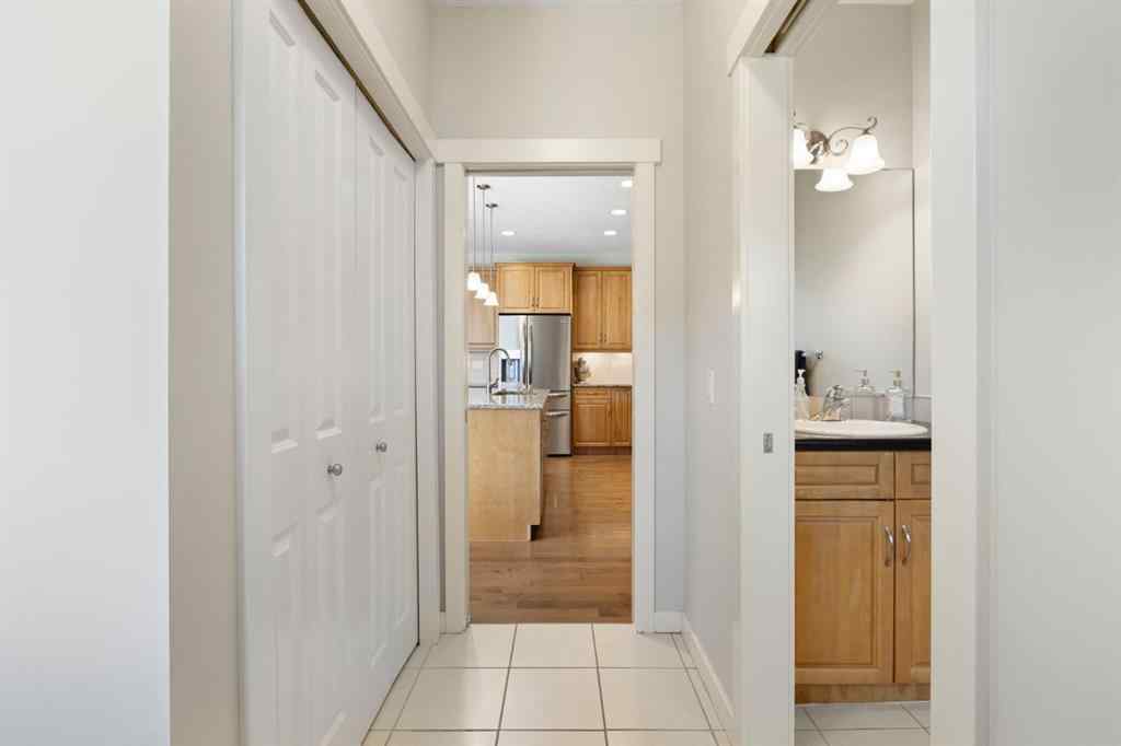 MLS® A2266370 - 5550 Henwood Street SW in Garrison Green Calgary, Residential