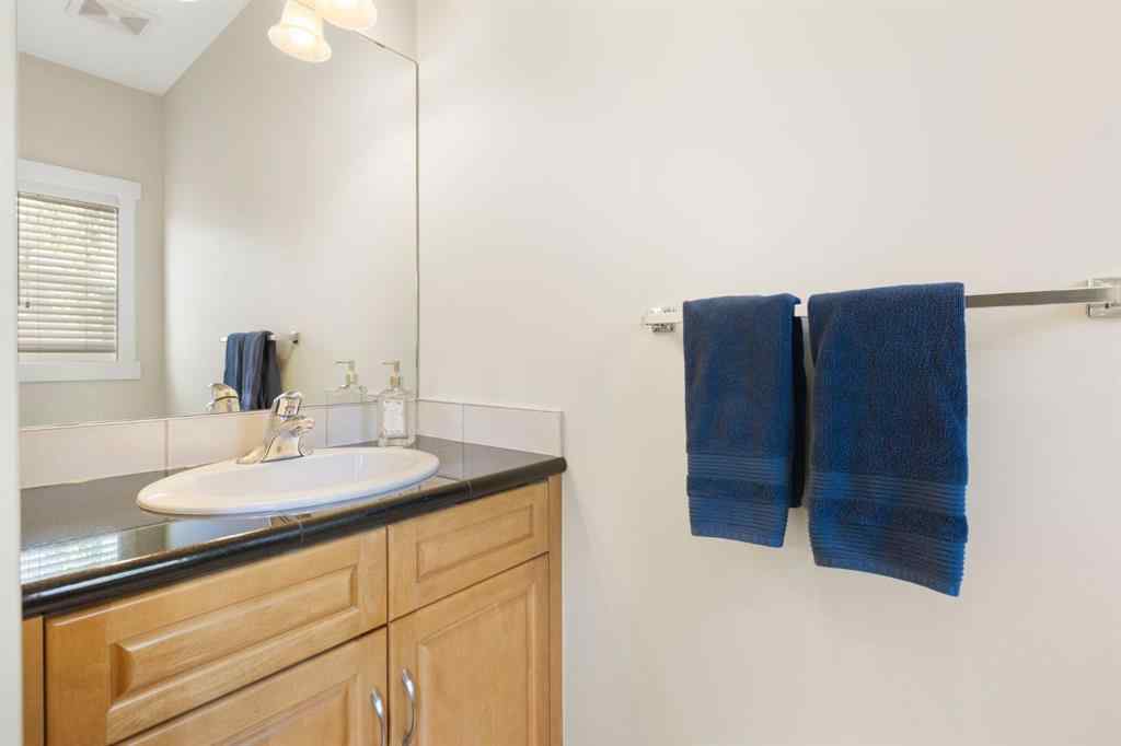 MLS® A2266370 - 5550 Henwood Street SW in Garrison Green Calgary, Residential