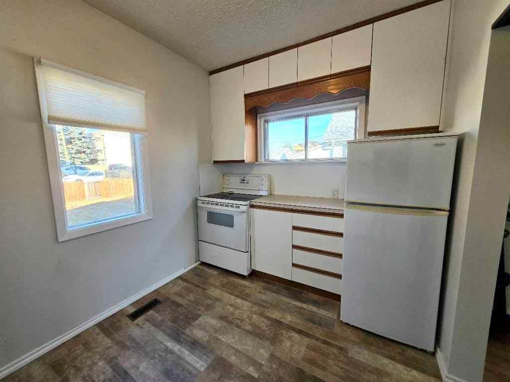 MLS® A2266371 - 5308 49 Avenue  in Prospect Camrose, Residential