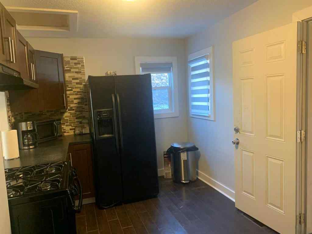 MLS® A2266372 - 6016 33 Avenue NW in Bowness Calgary, Residential