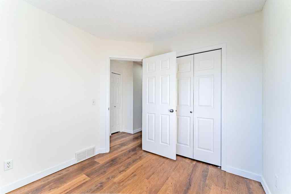 MLS® A2266373 - 121 Eversyde Point SW in Evergreen Calgary, Residential