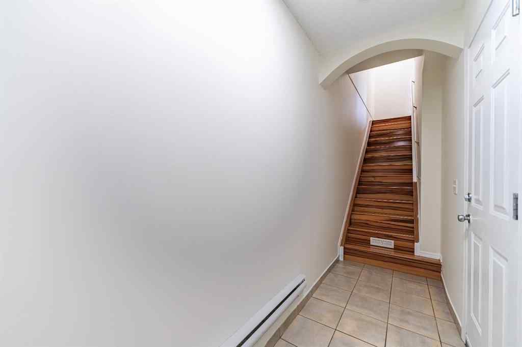 MLS® A2266373 - 121 Eversyde Point SW in Evergreen Calgary, Residential