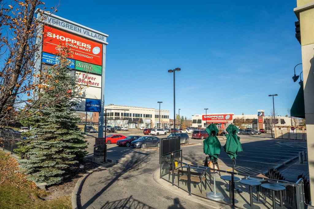 MLS® A2266373 - 121 Eversyde Point SW in Evergreen Calgary, Residential