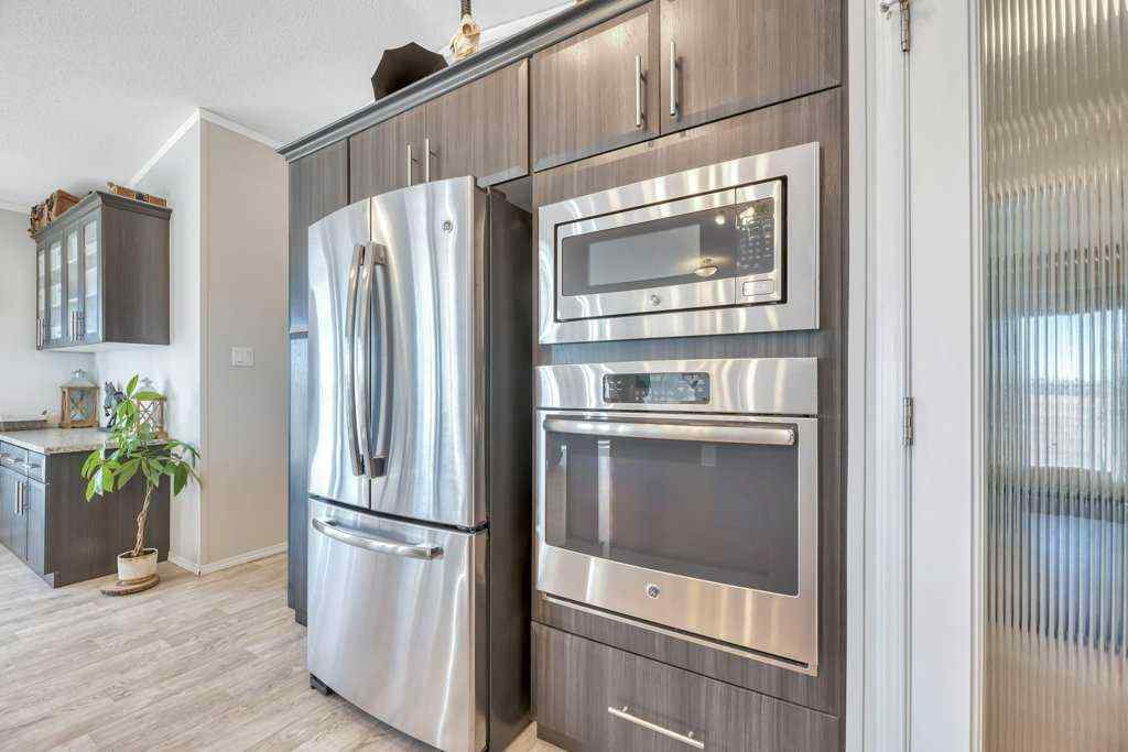 MLS® A2266376 - 242068 Range Road 243   in NONE Rural Wheatland County, Residential