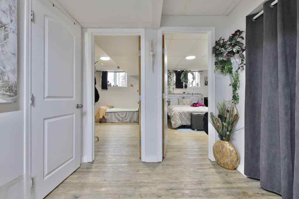 MLS® A2266378 - 5611 53 Avenue  in Sparling Camrose, Residential