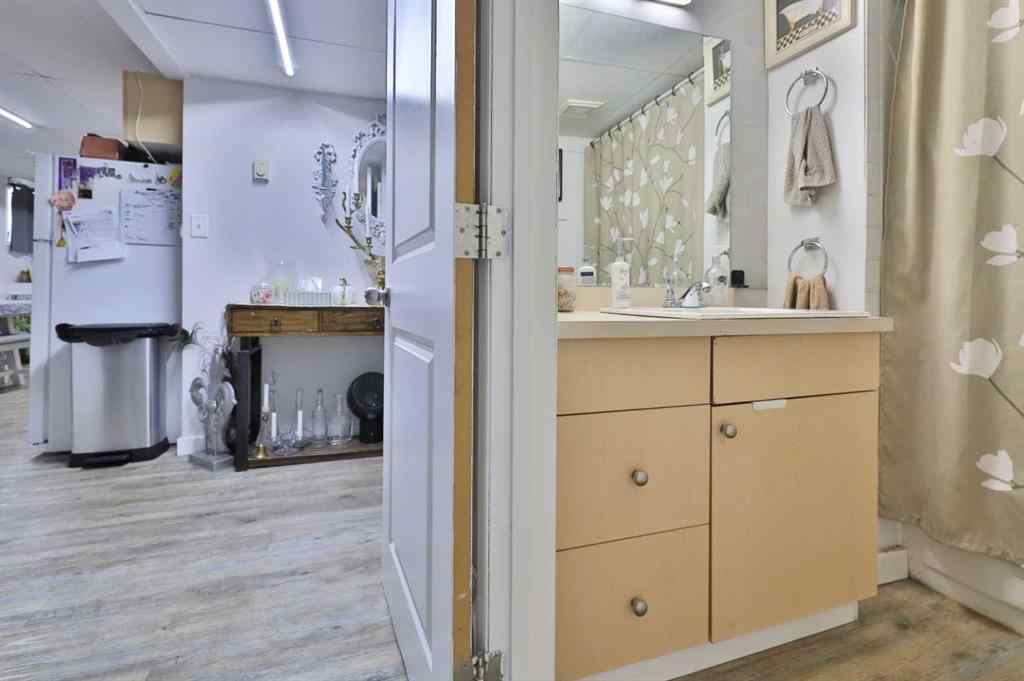 MLS® A2266378 - 5611 53 Avenue  in Sparling Camrose, Residential