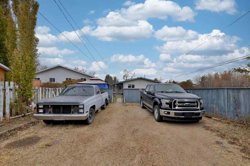 MLS® A2266378 - 5611 53 Avenue  in Sparling Camrose, Residential