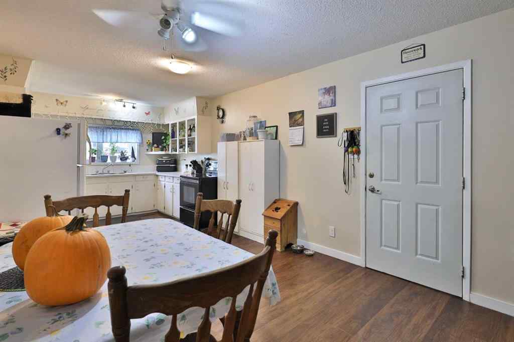 MLS® A2266378 - 5611 53 Avenue  in Sparling Camrose, Residential