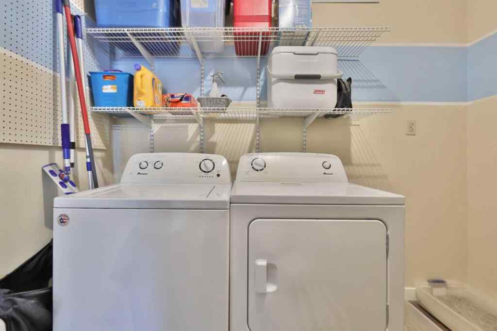 MLS® A2266378 - 5611 53 Avenue  in Sparling Camrose, Residential