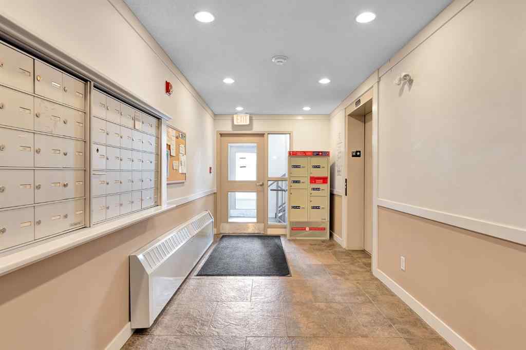 MLS® A2266382 - Unit #1103 211 Aspen Stone Boulevard SW in Aspen Woods Calgary, Residential