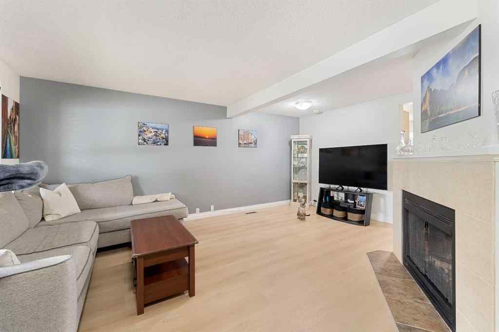 MLS® A2266384 - 130 Woodborough Terrace SW in Woodbine Calgary, Residential