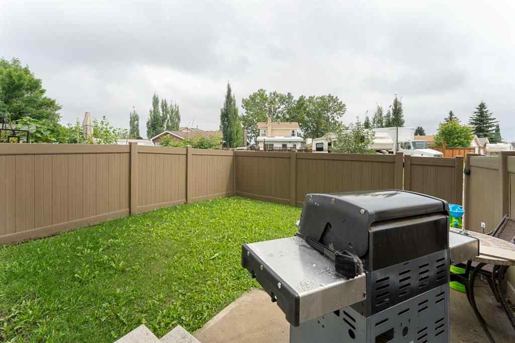 MLS® A2266384 - 130 Woodborough Terrace SW in Woodbine Calgary, Residential