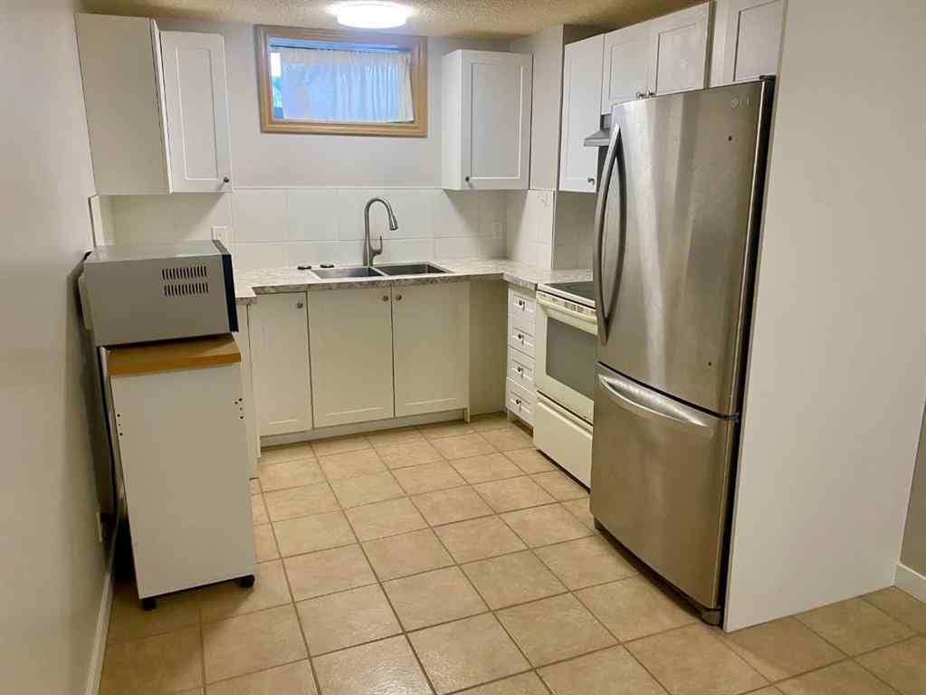 MLS® A2266385 - 2015 16 Avenue S in Agnes Davidson Lethbridge, Rental