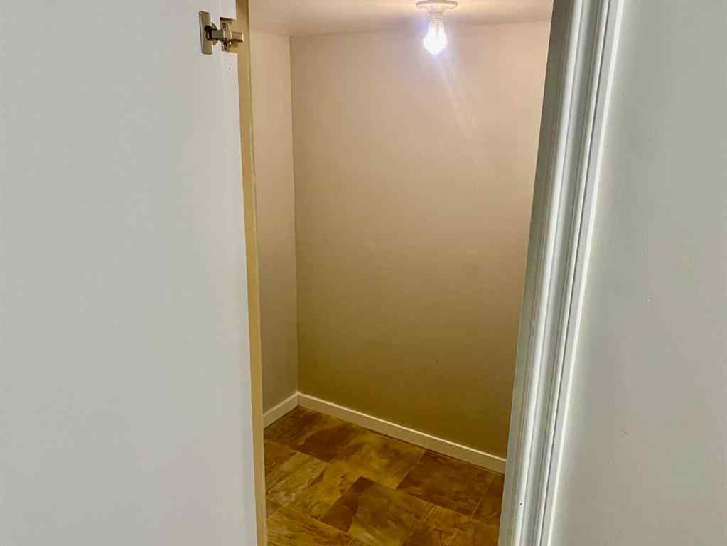 MLS® A2266385 - 2015 16 Avenue S in Agnes Davidson Lethbridge, Rental