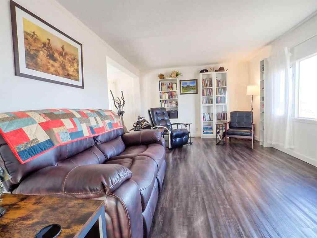 MLS® A2266387 - 315 3 Avenue  in NONE Torrington, Residential