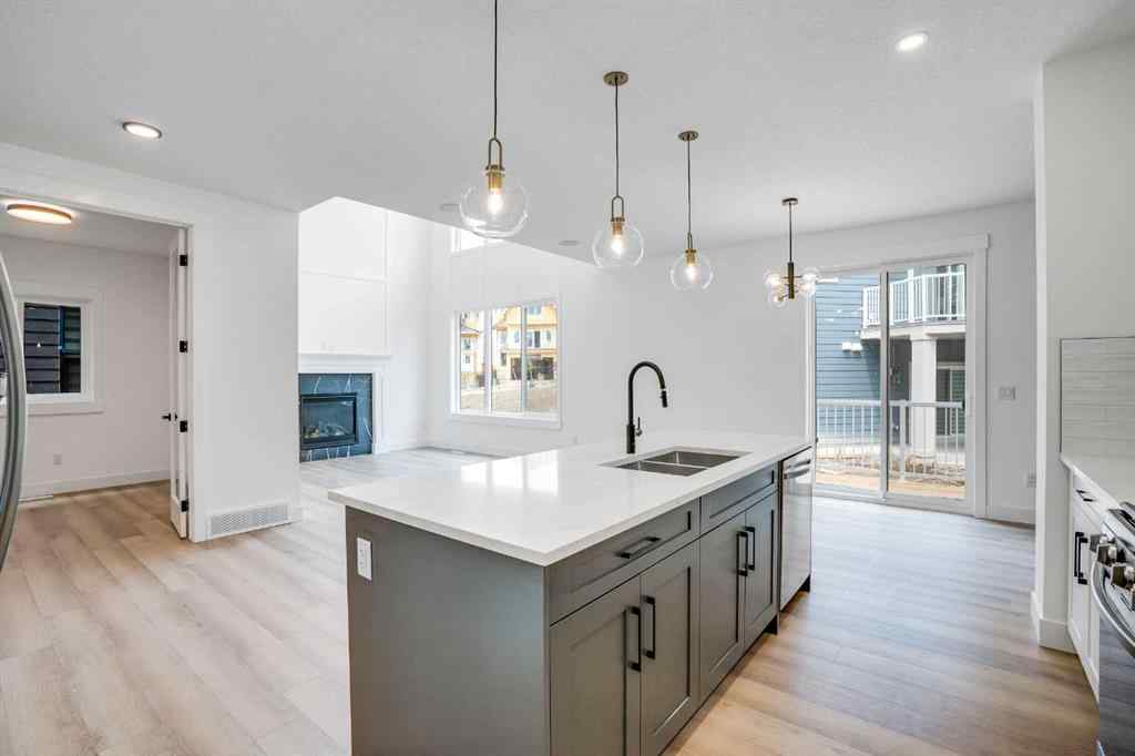 MLS® A2266388 - 27 Heritage Close  in Heritage Hills Cochrane, Residential