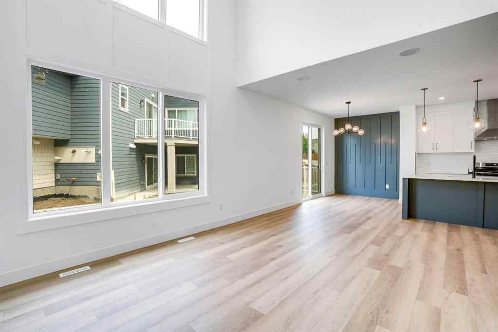 MLS® A2266388 - 27 Heritage Close  in Heritage Hills Cochrane, Residential