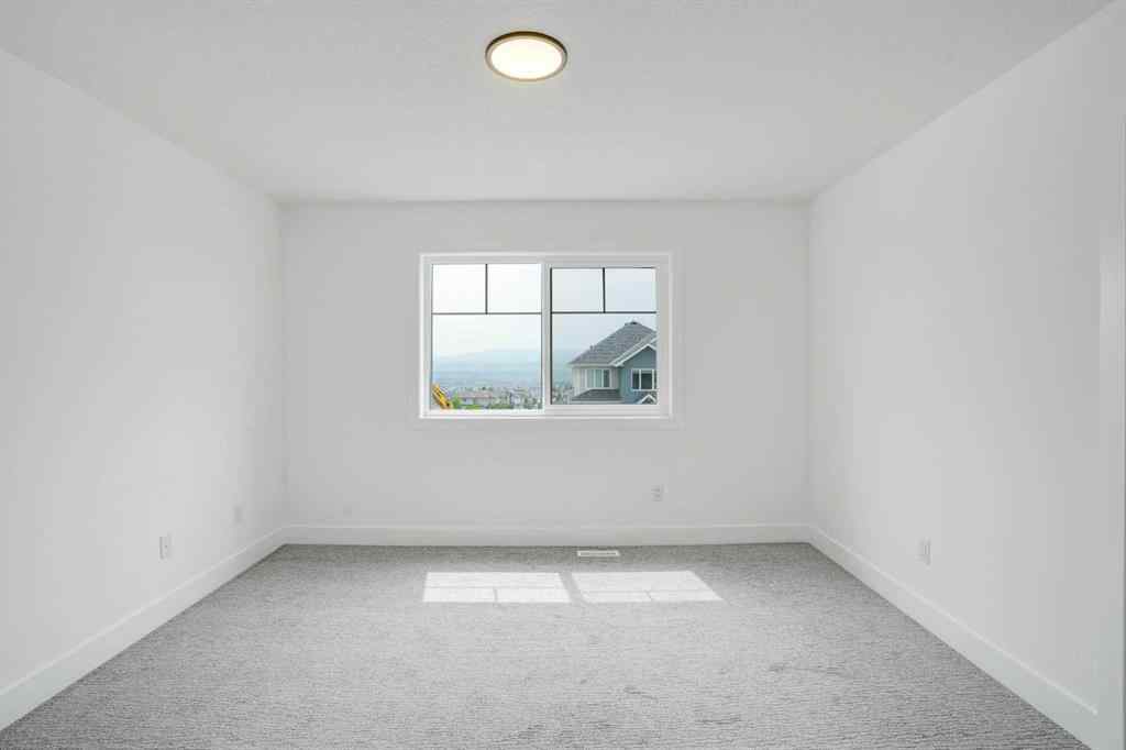 MLS® A2266388 - 27 Heritage Close  in Heritage Hills Cochrane, Residential