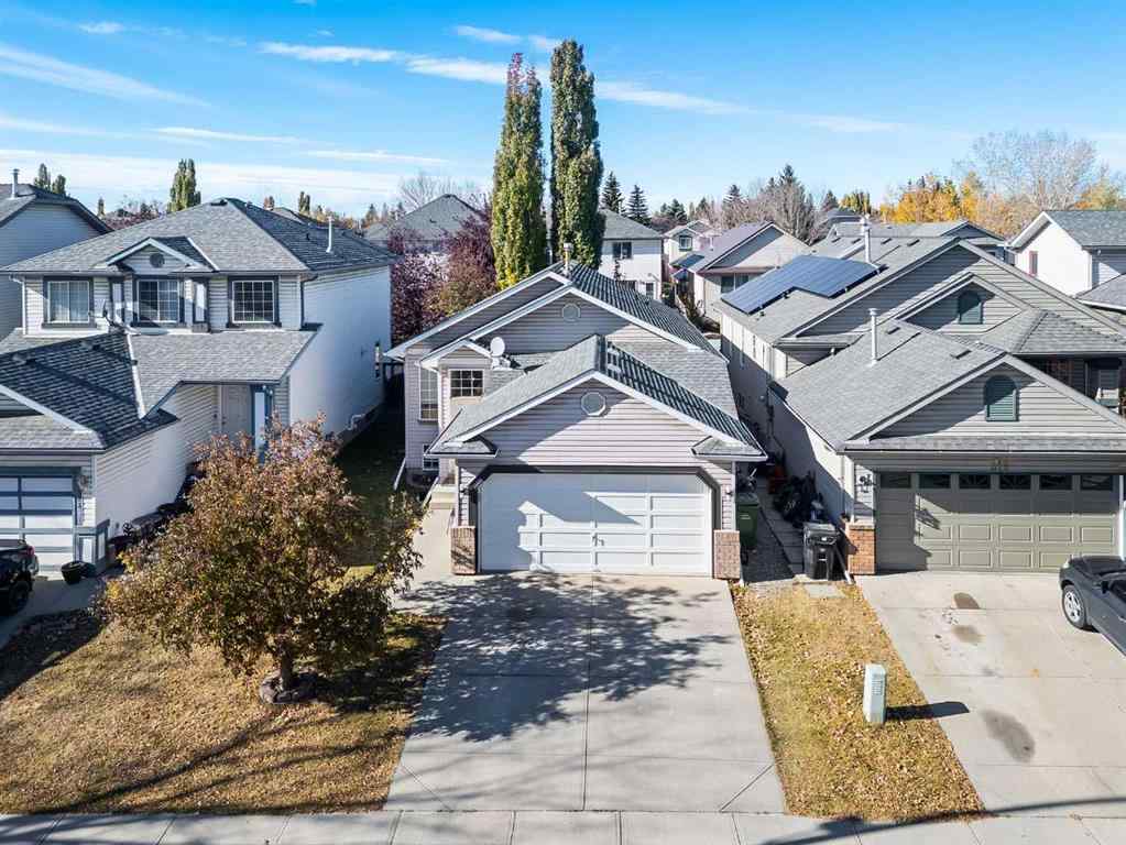 MLS® A2266390 - 319 Douglas Glen Boulevard SE in Douglasdale/Glen Calgary, Residential