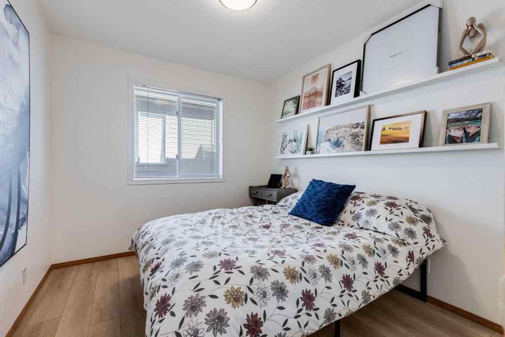 MLS® A2266390 - 319 Douglas Glen Boulevard SE in Douglasdale/Glen Calgary, Residential