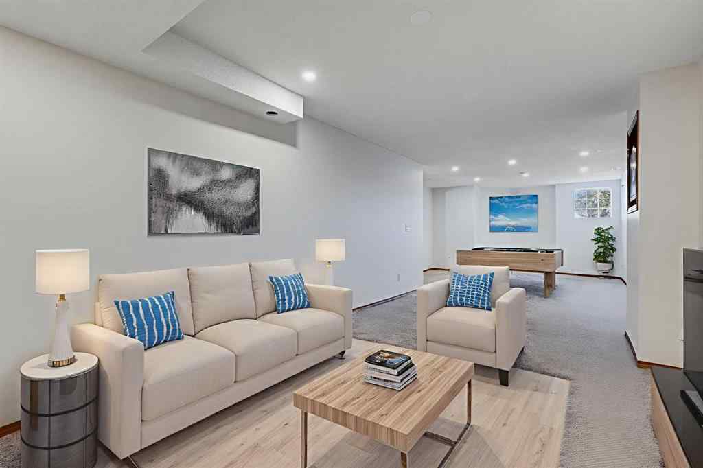 MLS® A2266390 - 319 Douglas Glen Boulevard SE in Douglasdale/Glen Calgary, Residential