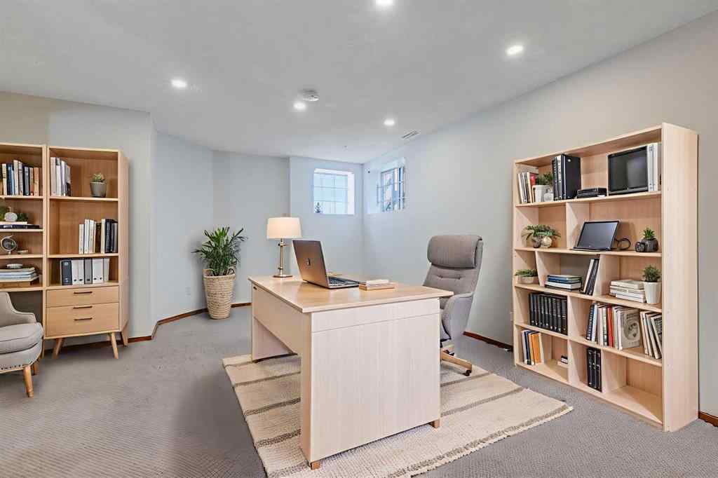 MLS® A2266390 - 319 Douglas Glen Boulevard SE in Douglasdale/Glen Calgary, Residential