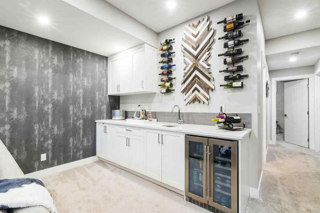 MLS® A2266396 - 1307 21 Avenue NW in Capitol Hill Calgary, Residential