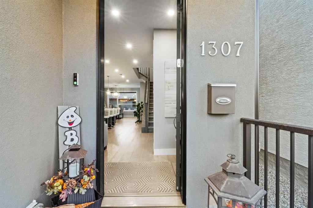 MLS® A2266396 - 1307 21 Avenue NW in Capitol Hill Calgary, Residential