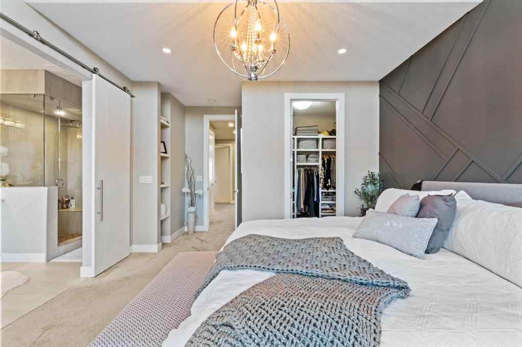 MLS® A2266396 - 1307 21 Avenue NW in Capitol Hill Calgary, Residential