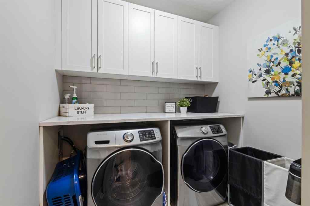 MLS® A2266396 - 1307 21 Avenue NW in Capitol Hill Calgary, Residential