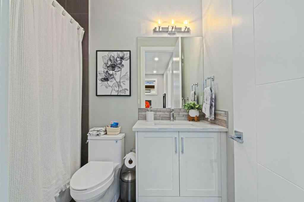 MLS® A2266396 - 1307 21 Avenue NW in Capitol Hill Calgary, Residential