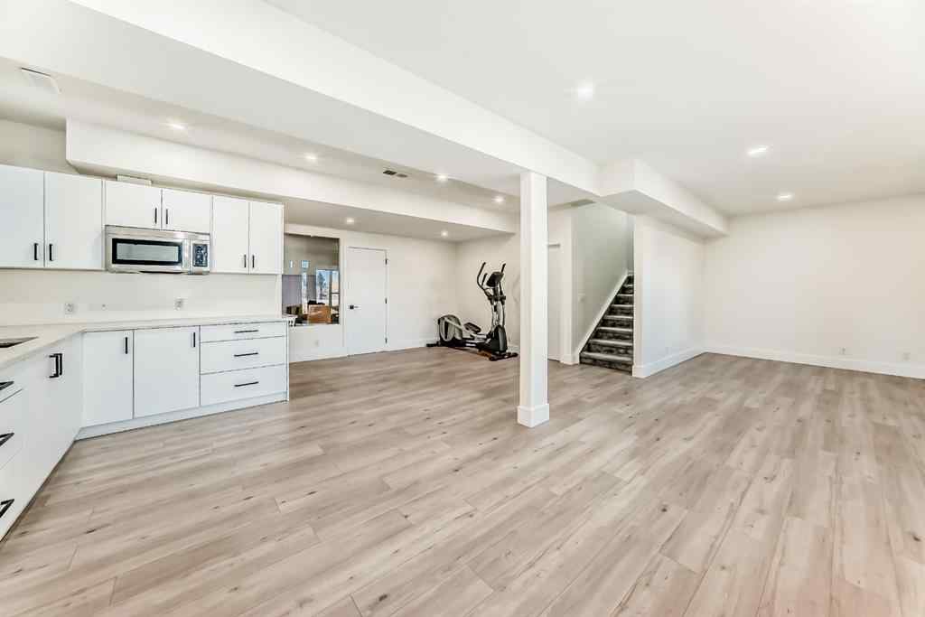 MLS® A2266400 - 76 ROCK LAKE View NW in Rocky Ridge Calgary, Residential