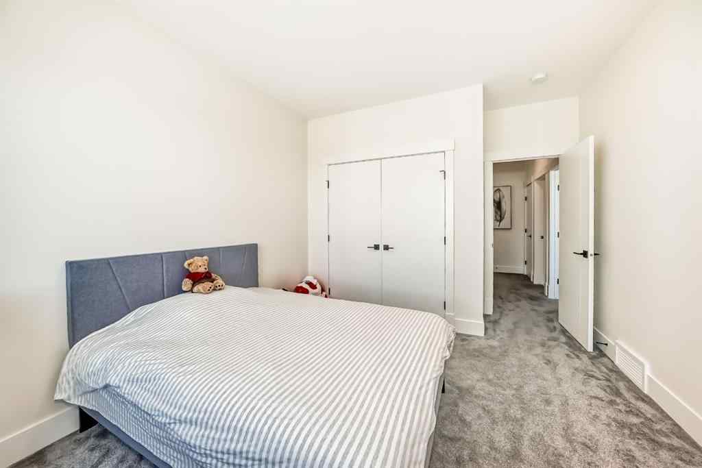 MLS® A2266400 - 76 ROCK LAKE View NW in Rocky Ridge Calgary, Residential