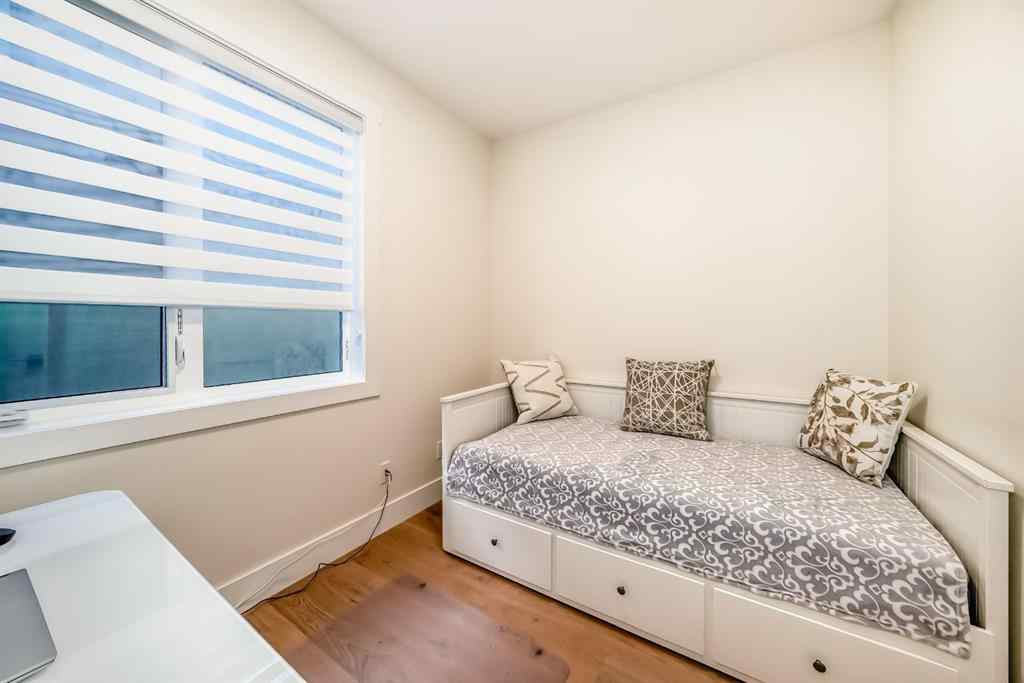 MLS® A2266400 - 76 ROCK LAKE View NW in Rocky Ridge Calgary, Residential