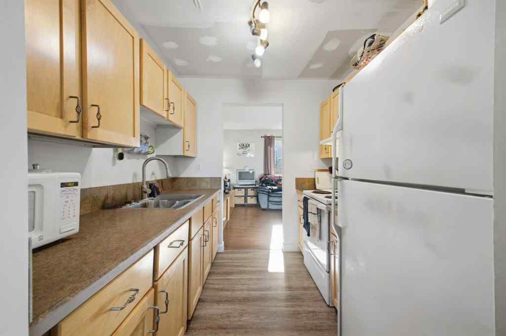 MLS® A2266405 - Unit #34 5935 63 Street  in Highland Green Red Deer, Residential